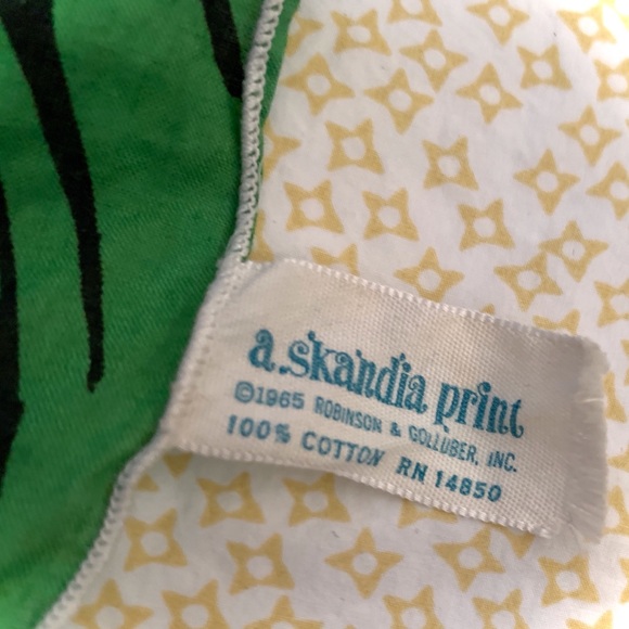 Jeanne Miller ORIGINAL 1965 ~ HIPPIE PARTY ~ RARE authentic handkerchief scarf - Picture 4 of 9